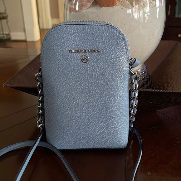 NWOT Michael Kors Jet Set Charm Pebble Leather North South Chain Phone Crossbody - Picture 1 of 5